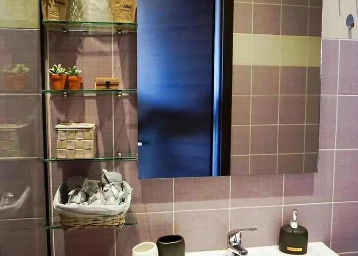 Urban Flat 2026 - At Square - Pet Friendly Lägenhet Kavala