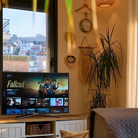 Urban Flat 2026 - At Square - Pet Friendly - 1000 Mbps Fiber Internet