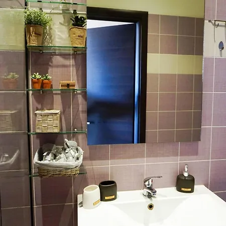 Urban Flat 2026 - At Square - Pet Friendly Apartman Kavála