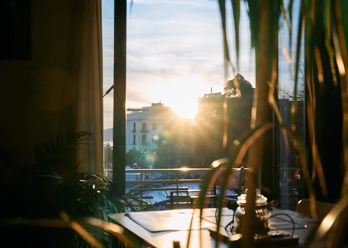 Urban Flat 2026 - At Square - Pet Friendly * Кавала